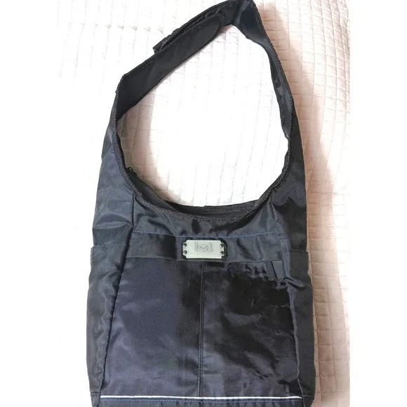 Lei Accessories Black Nylon Shoulder Bag Lightweight Everyday Hobo Purse - Picture 1 of 12